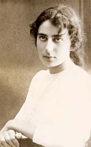 Rahela1 1
