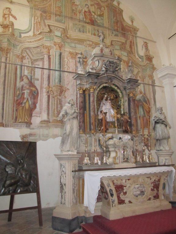 Glavni oltar župne crkve u Mariji Gorici