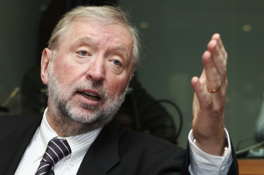 Dimitrij-Rupel-razmislja-o-tuzbi-zbog-politicke-diskriminacije ca large