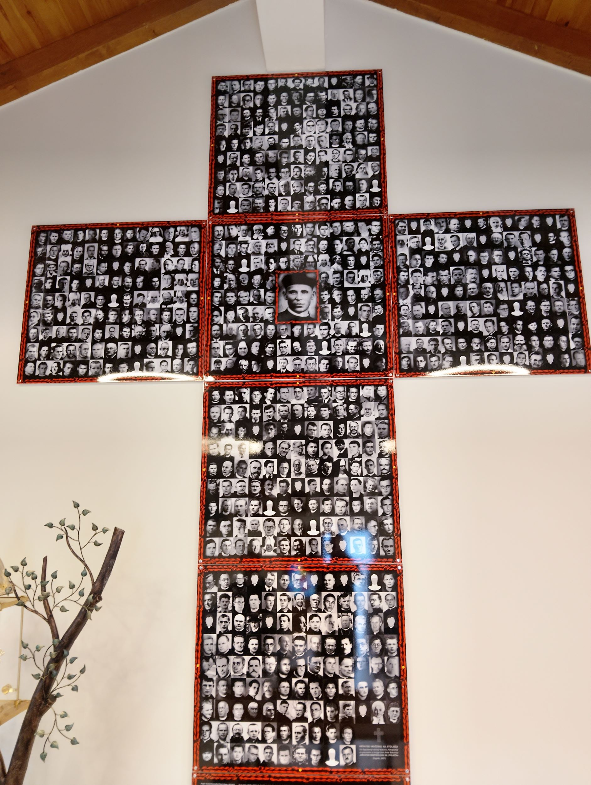 Spomen dvorana o. Janeza Straseka i jos 663 mucenika Crkve u Hrvata u 20. stoljeću