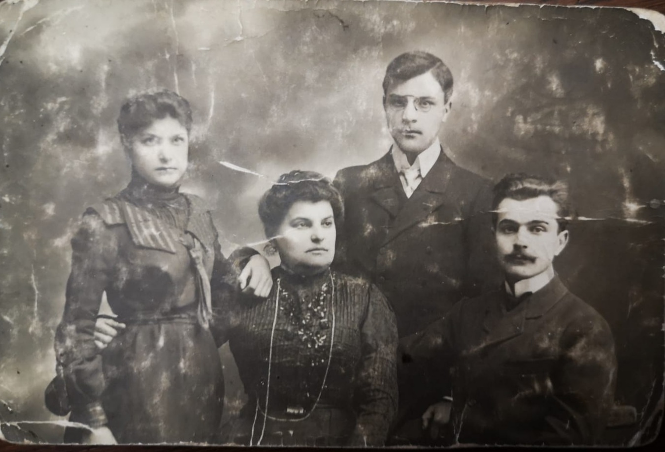 3 Roman Majnaric s obitelji