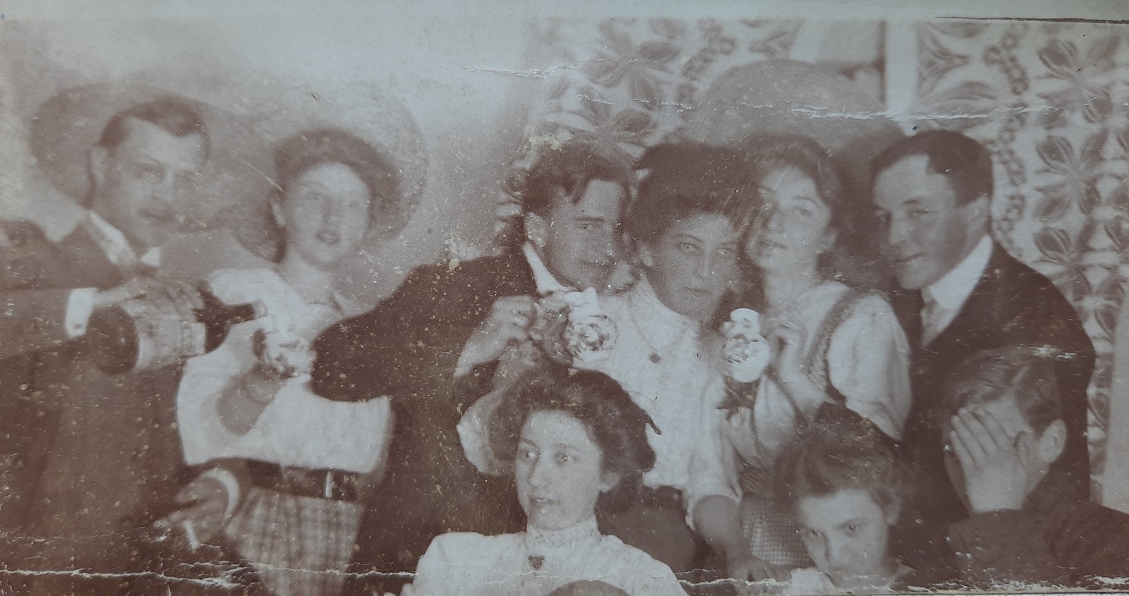 Maturanti i maturantice 1908
