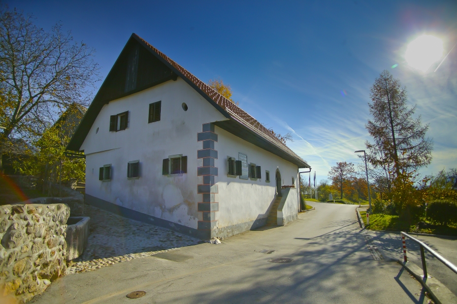 Rodna kuća Franca Prešerna