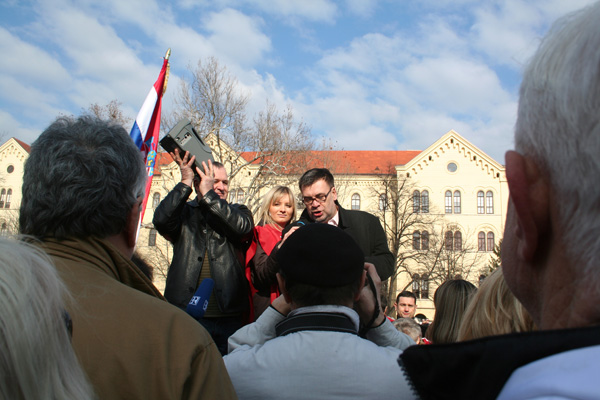 Čitanje Titovih govora