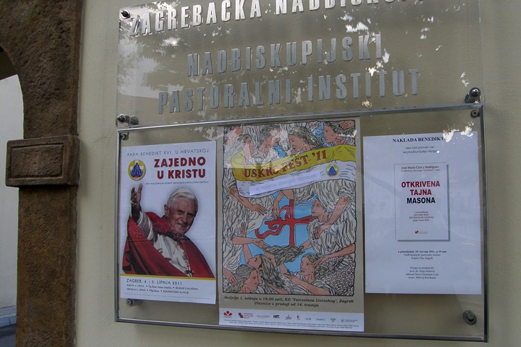 3_nadbiskup_institut