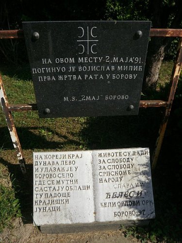 Velikosrpski projekt i na nadgrobnim pločama